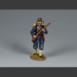 Chasseur � Pied - Walking Forward
