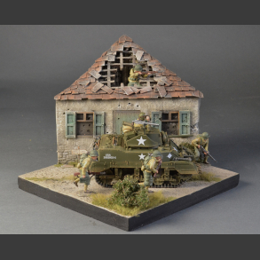Italian house bombed and shelled - diorama