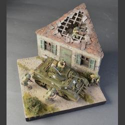 Italian house bombed and shelled - diorama