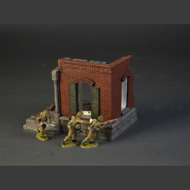 House in shelled and bombed ONLY 1 