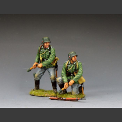 Wehrmacht Grenadiers in action