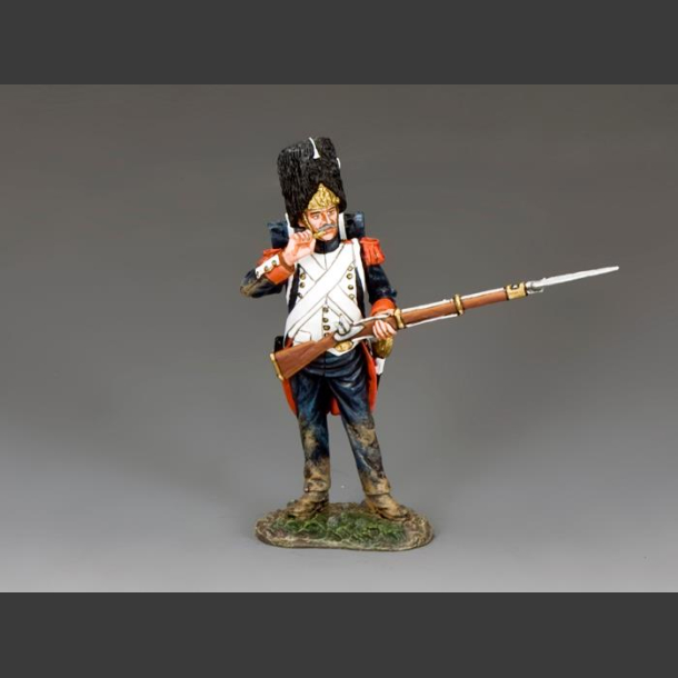 Old Guard Standing biting Cartridge