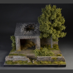 Old barn with damaged roof - diorama