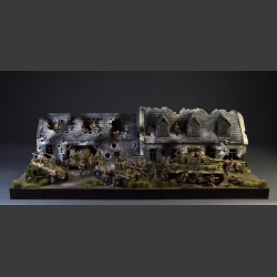 Bombed-Out Farmhouse and Barn - Diorama