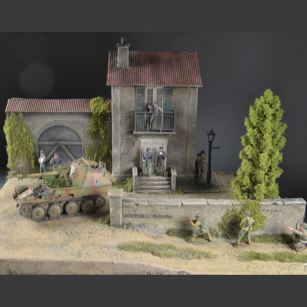 French house with barn - Diorama
