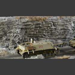 Rock wall and road - diorama