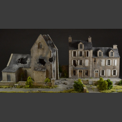 Carentan, bombed church and Cafe Di Normandy - Diorama