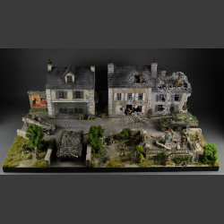 French city and fountain in ruins - diorama