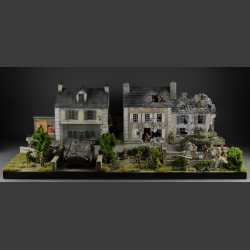 French city and fountain in ruins - diorama