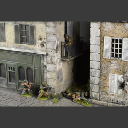 French city and fountain in ruins - diorama