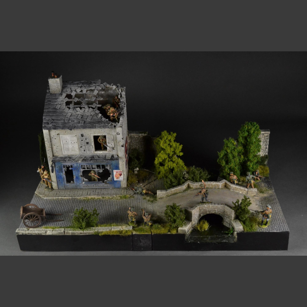 French bakery (Boulangerie) bombed and shelled - diorama