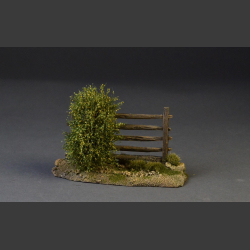 Field fence with bush (only 1 in stock)