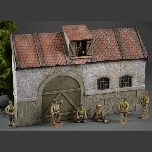 Farmhouse barn
