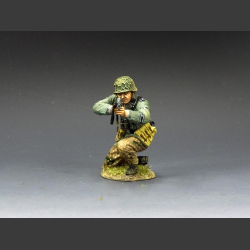 12. SS 'Hitlerjugend' Division - "Kneeling Firing MP40"